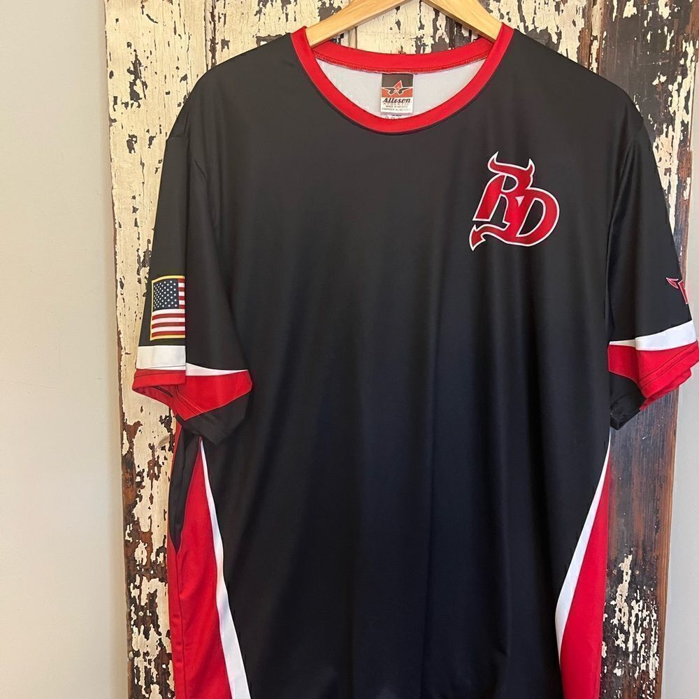 Men’s Red Devil’s dri fit sport T-shirt. Size 2X.